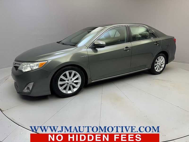 Used 2013 Toyota Camry XLE w/ Convenience Pkg
