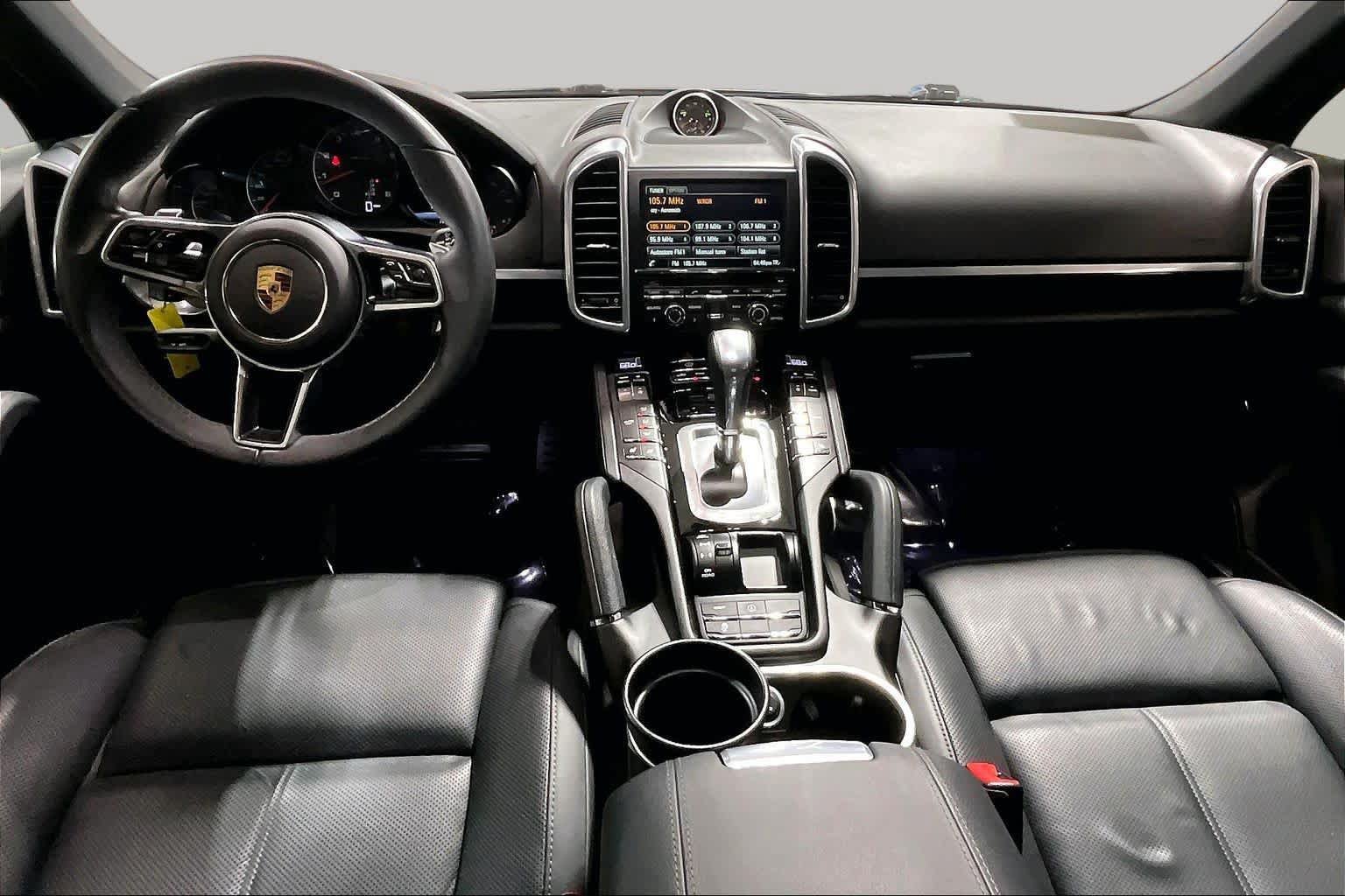 Used 2016 Porsche Cayenne AWD/4WD image 15