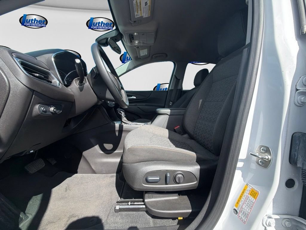 Used 2024 Chevrolet Equinox LT AWD/4WD image 17