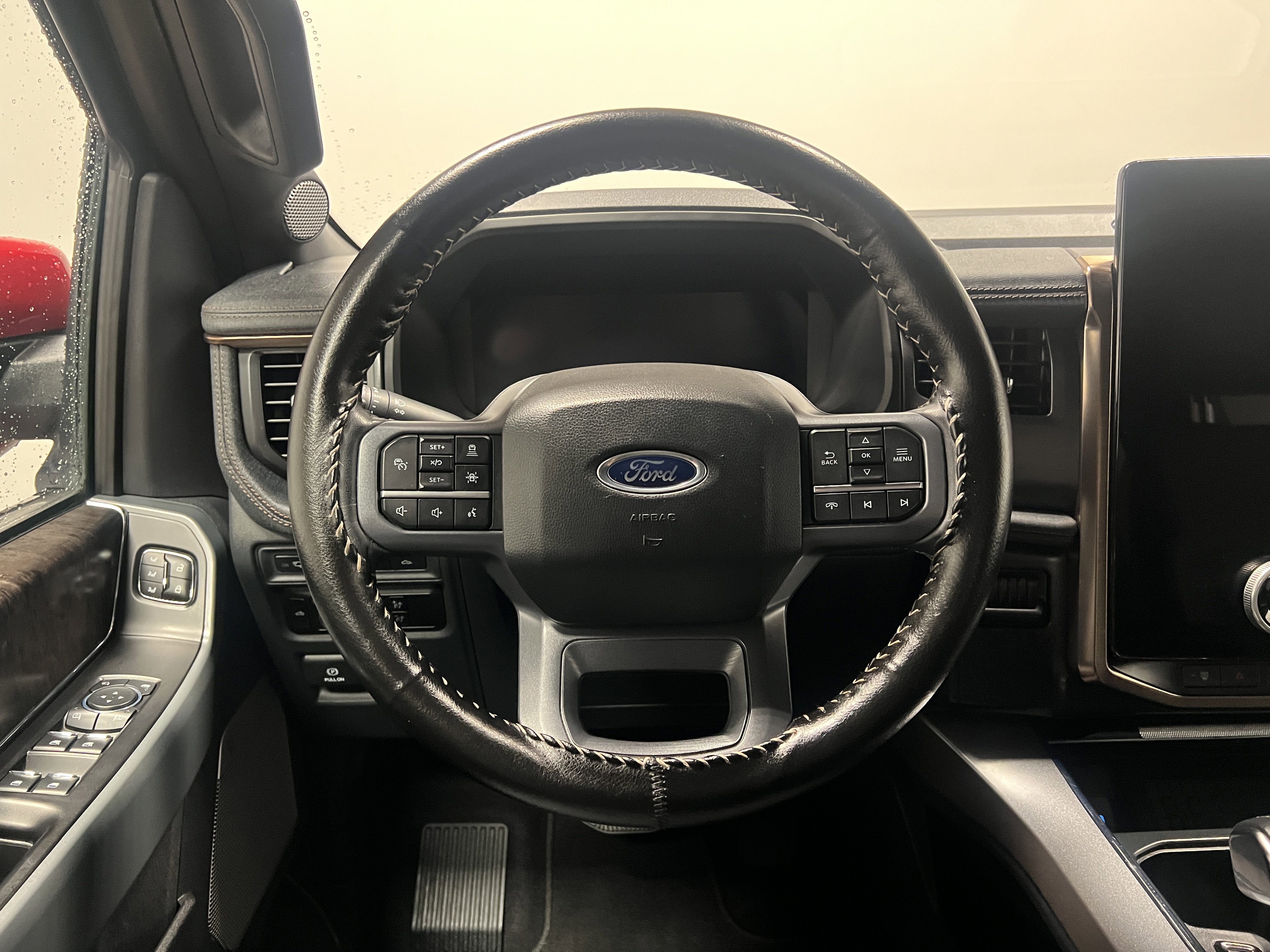 Used 2023 Ford F150 Lightning Lariat AWD/4WD image 18