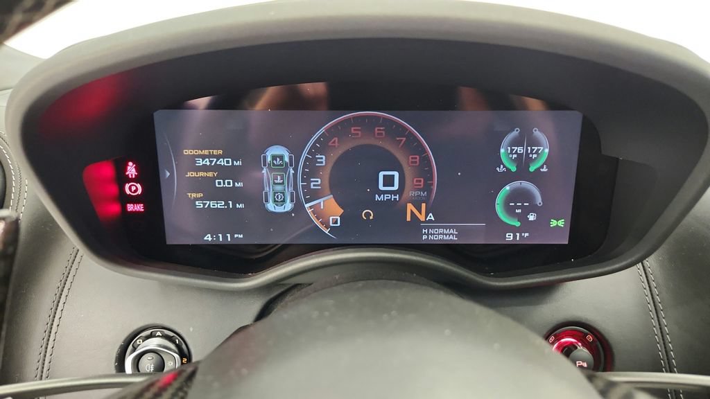 Used 2017 McLaren 570S RWD image 36