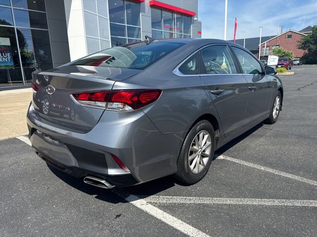Used 2019 Hyundai Sonata SE w/ Cargo Package FWD video 3