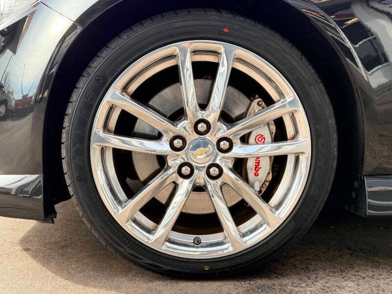 Used 2014 Chevrolet SS RWD image 12