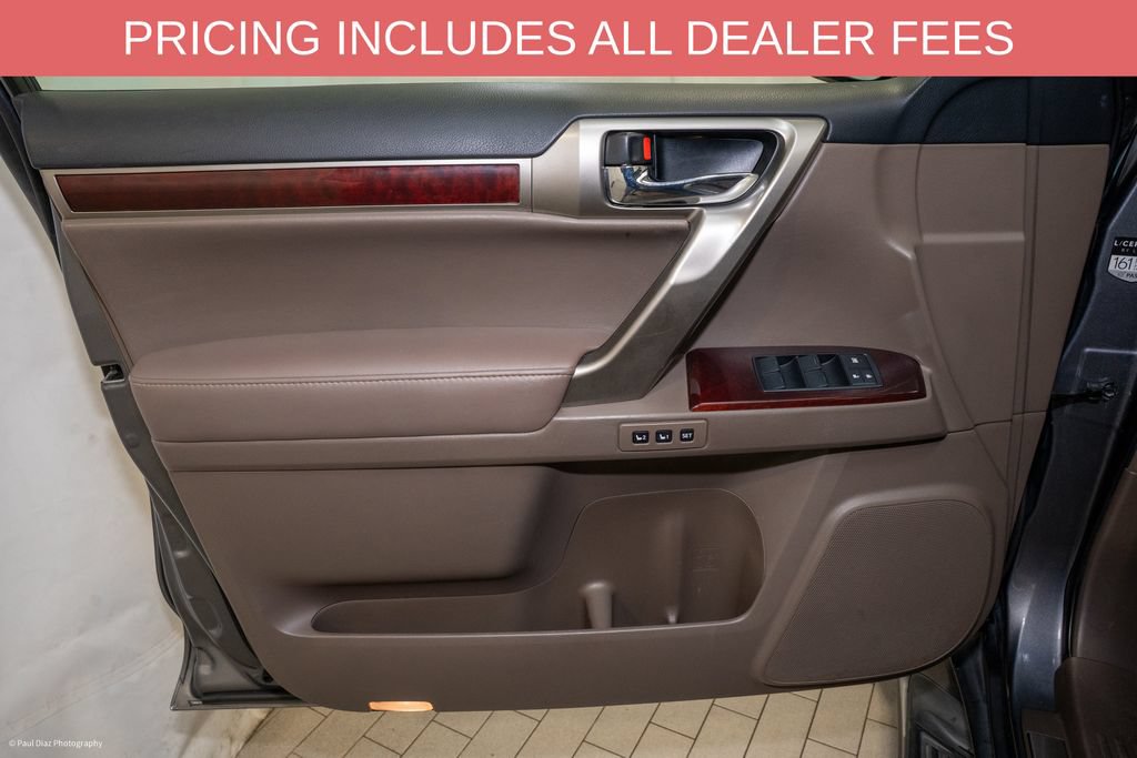 Used 2016 Lexus GX 460 w/ Premium Package AWD/4WD image 13