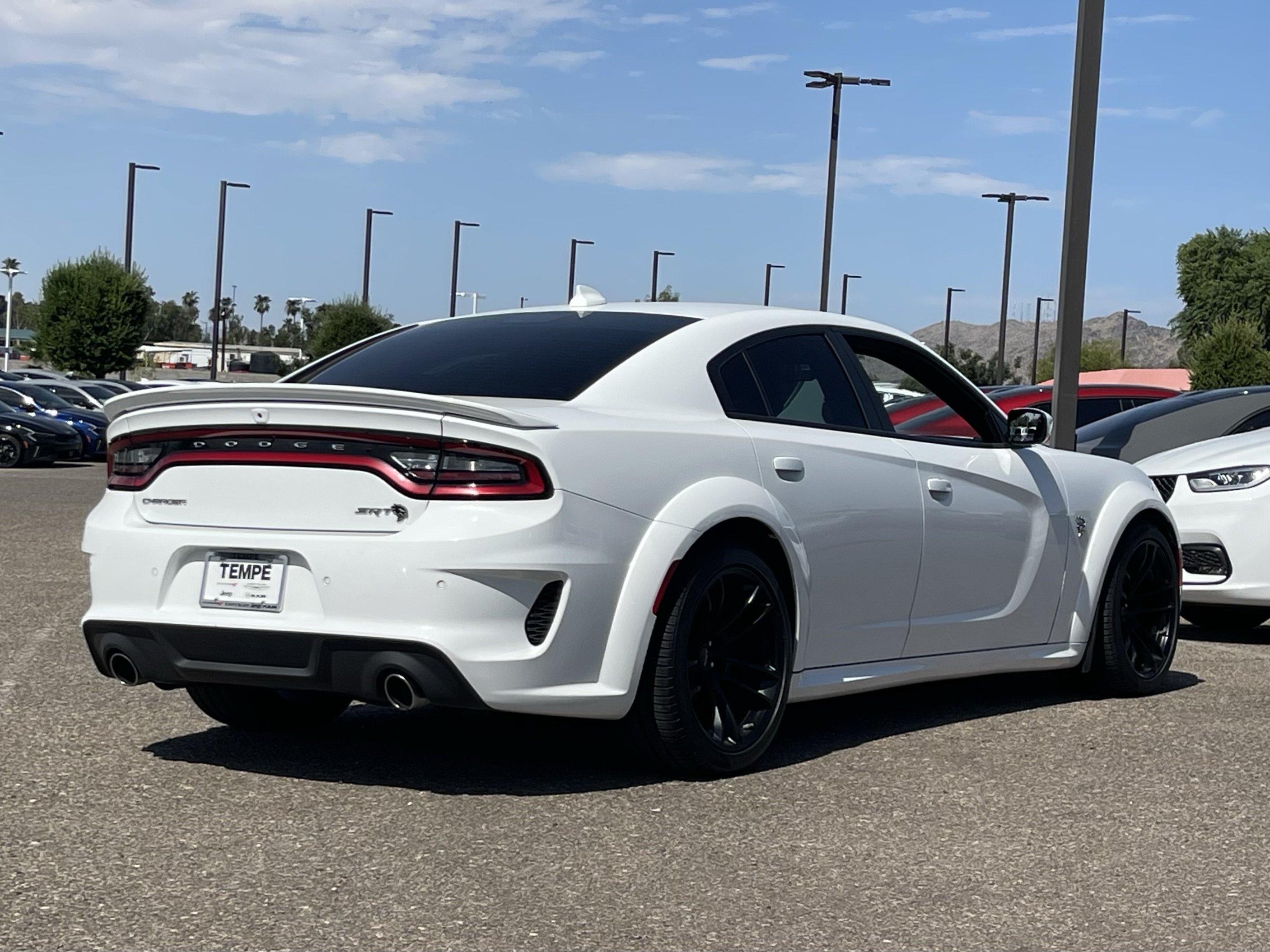 Used 2022 Dodge Charger SRT Hellcat RWD image 5