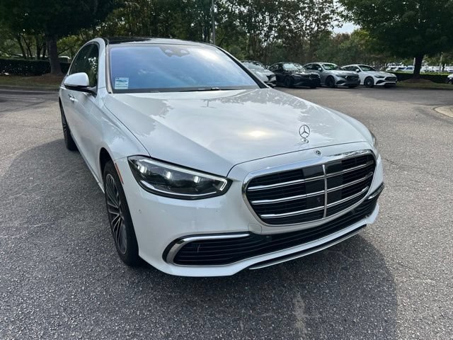 Used 2026 Mercedes-Benz S 580 4MATIC Sedan image 3