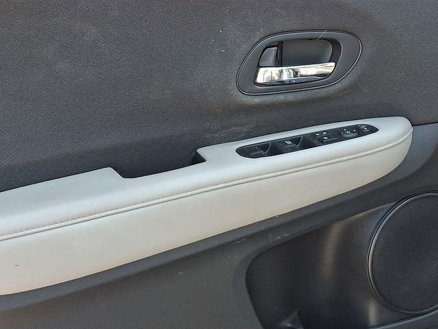 Used 2019 Honda HR-V LX image 20