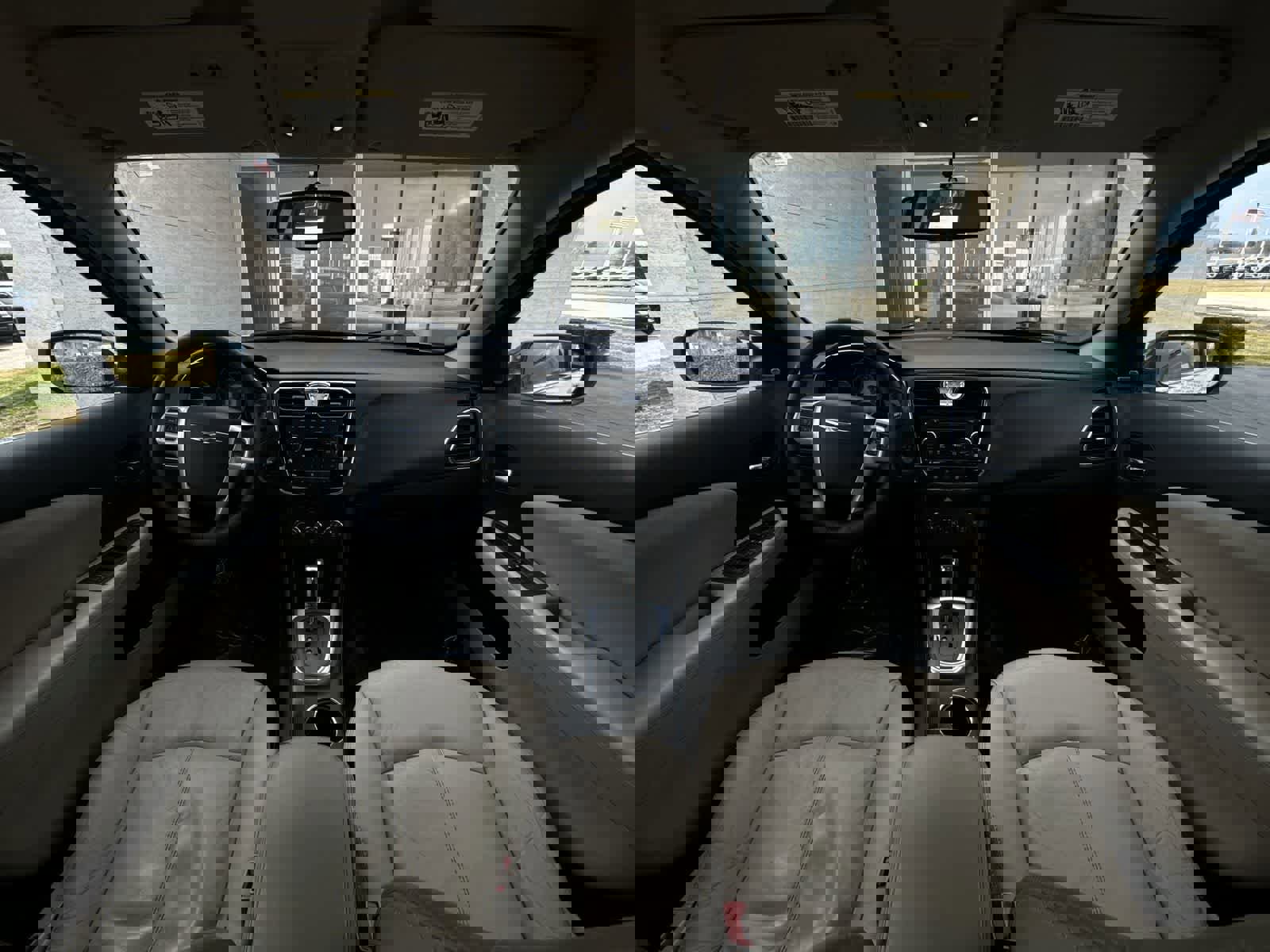 Used 2013 Chrysler 200 Limited image 16