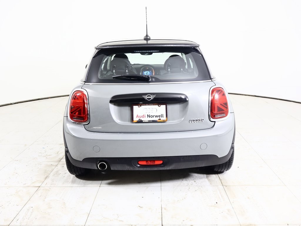 Used 2020 MINI Cooper 2-Door Hardtop w/ Storage Package image 14