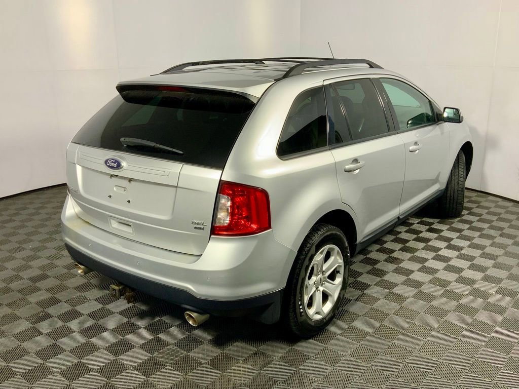 Used 2014 Ford Edge SEL w/ Driver Entry Package AWD/4WD image 17
