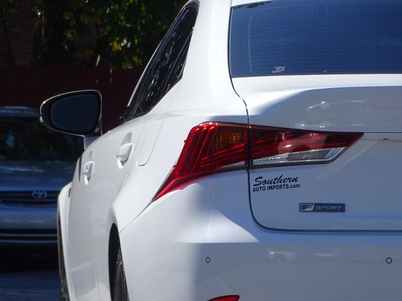 Used 2020 Lexus IS 350 F Sport w/ F Sport Package RWD image 11