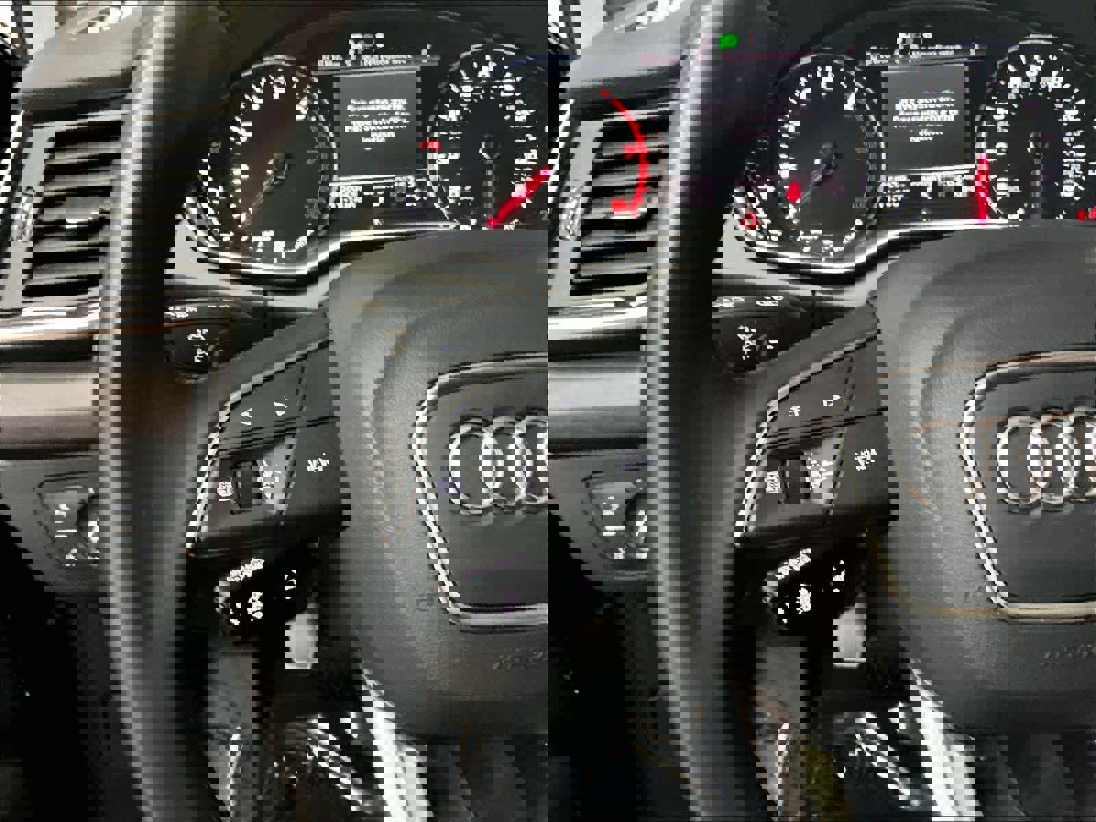 Used 2023 Audi Q5 2.0T Premium w/ Convenience Package image 21