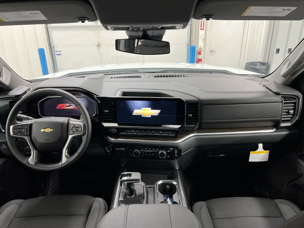 New 2026 Chevrolet Silverado 1500 LT w/ Z71 Off-Road Package AWD/4WD image 10