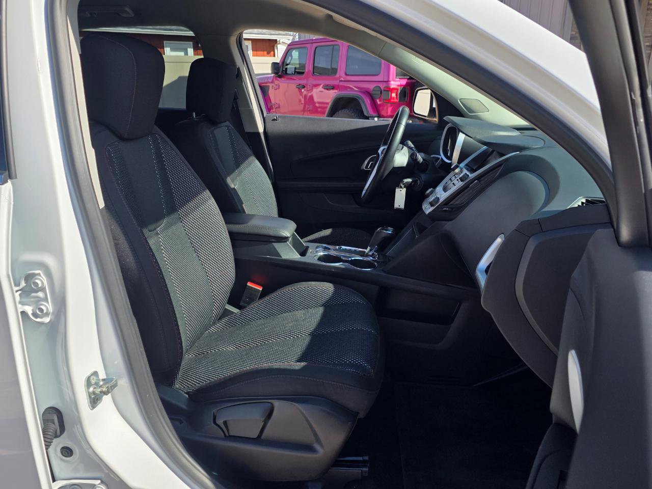 Used 2017 Chevrolet Equinox LT w/ Convenience Package image 25