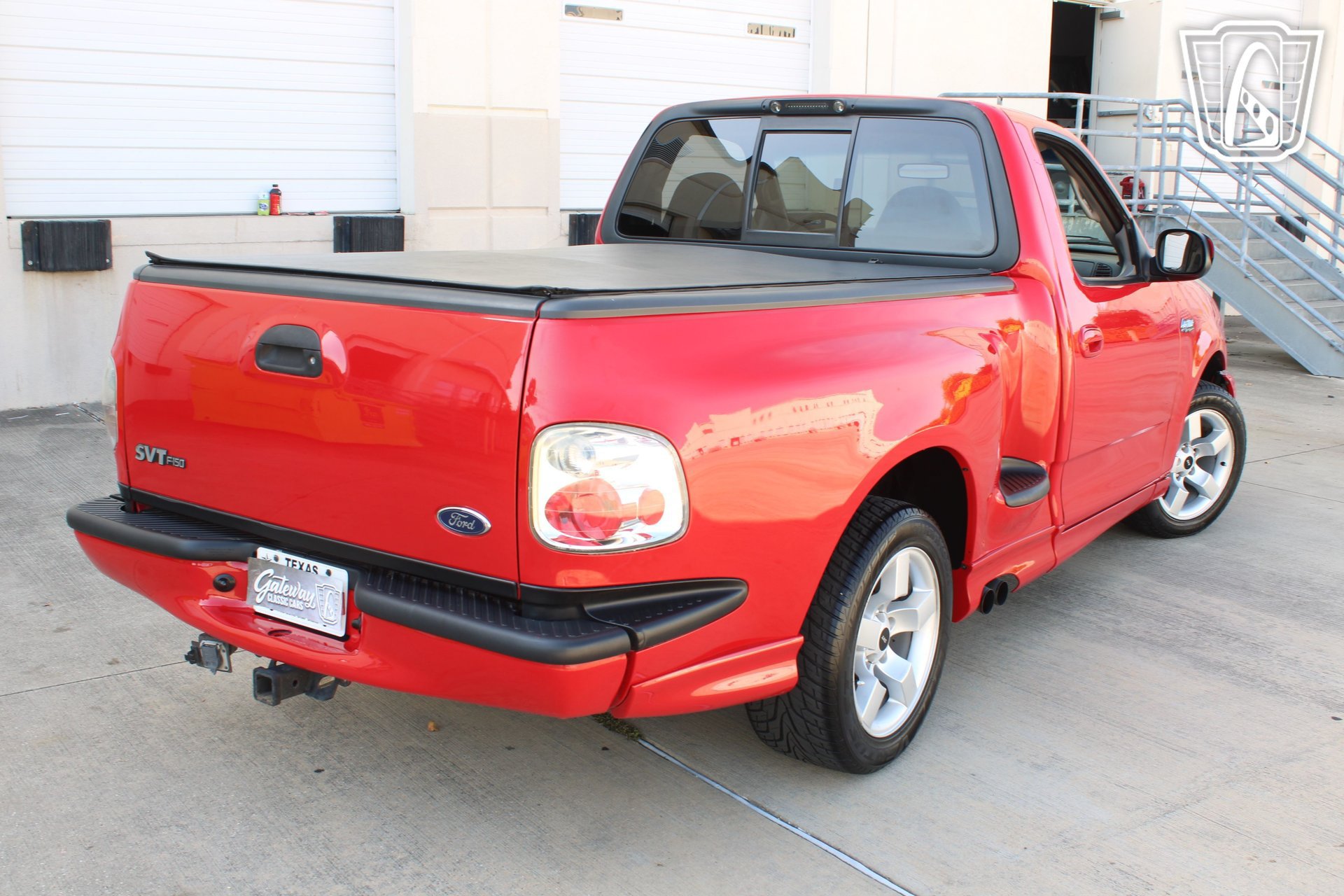 Used 2001 Ford F150 Lightning RWD image 29