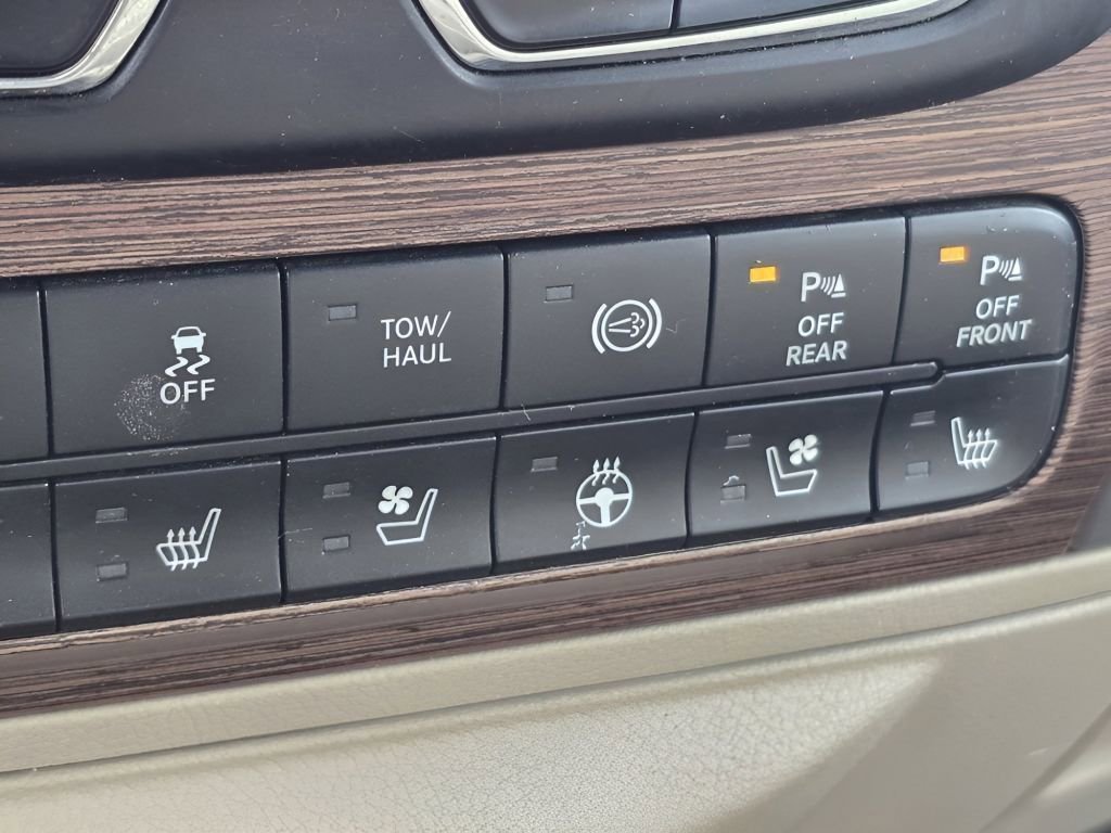 Used 2018 RAM 2500 Laramie w/ Cold Weather Group image 16