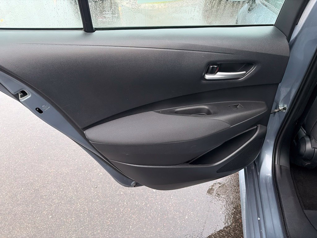 Used 2021 Toyota Corolla LE FWD image 15