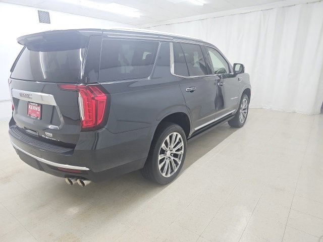 Used 2021 GMC Yukon Denali w/ Denali Premium Package image 16