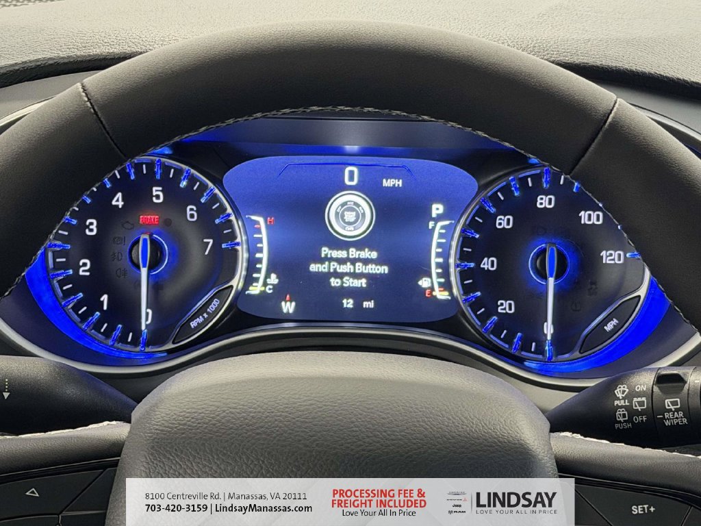 New 2027 Chrysler Pacifica Limited AWD/4WD image 32