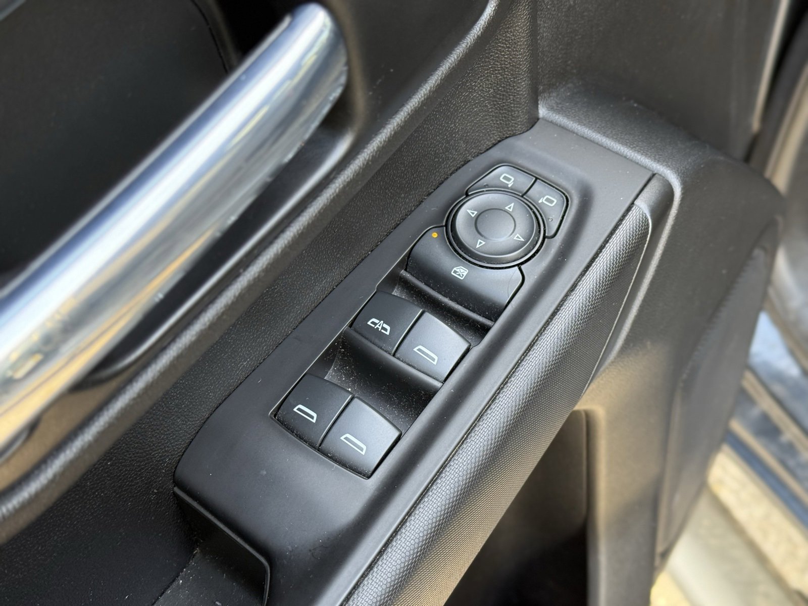 Used 2020 Chevrolet Silverado 1500 Custom Trail Boss w/ Custom Convenience Package image 16