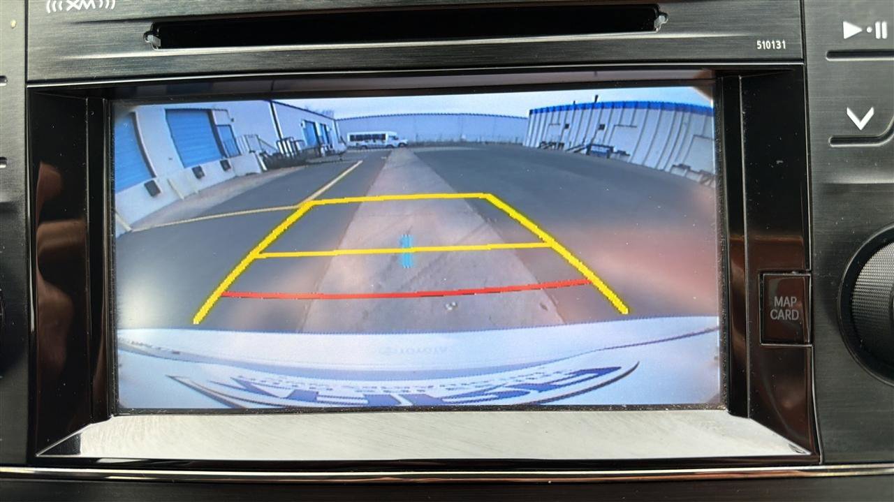 Used 2016 Toyota Avalon Limited FWD image 31