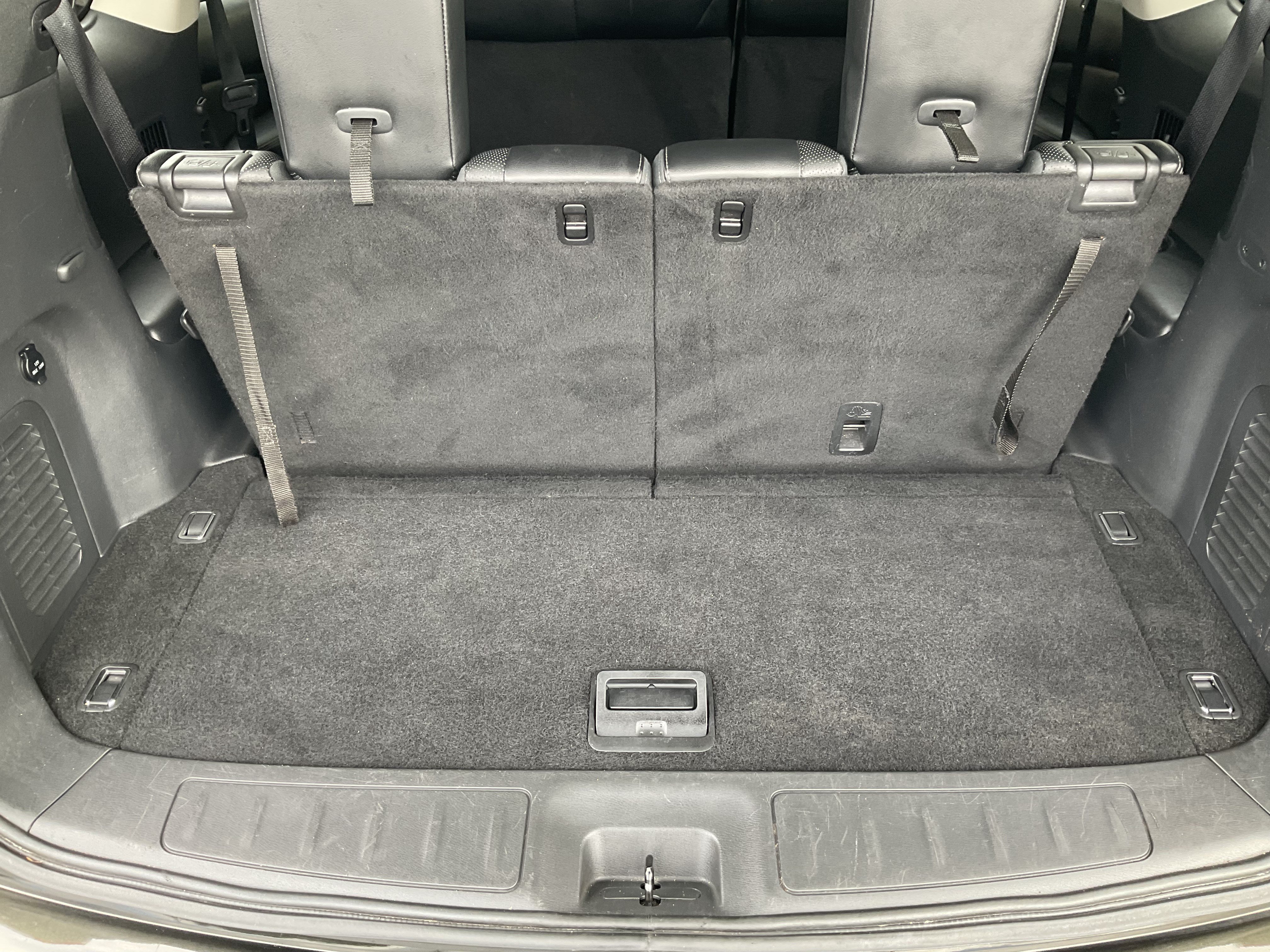 Used 2015 Nissan Pathfinder Platinum FWD image 49