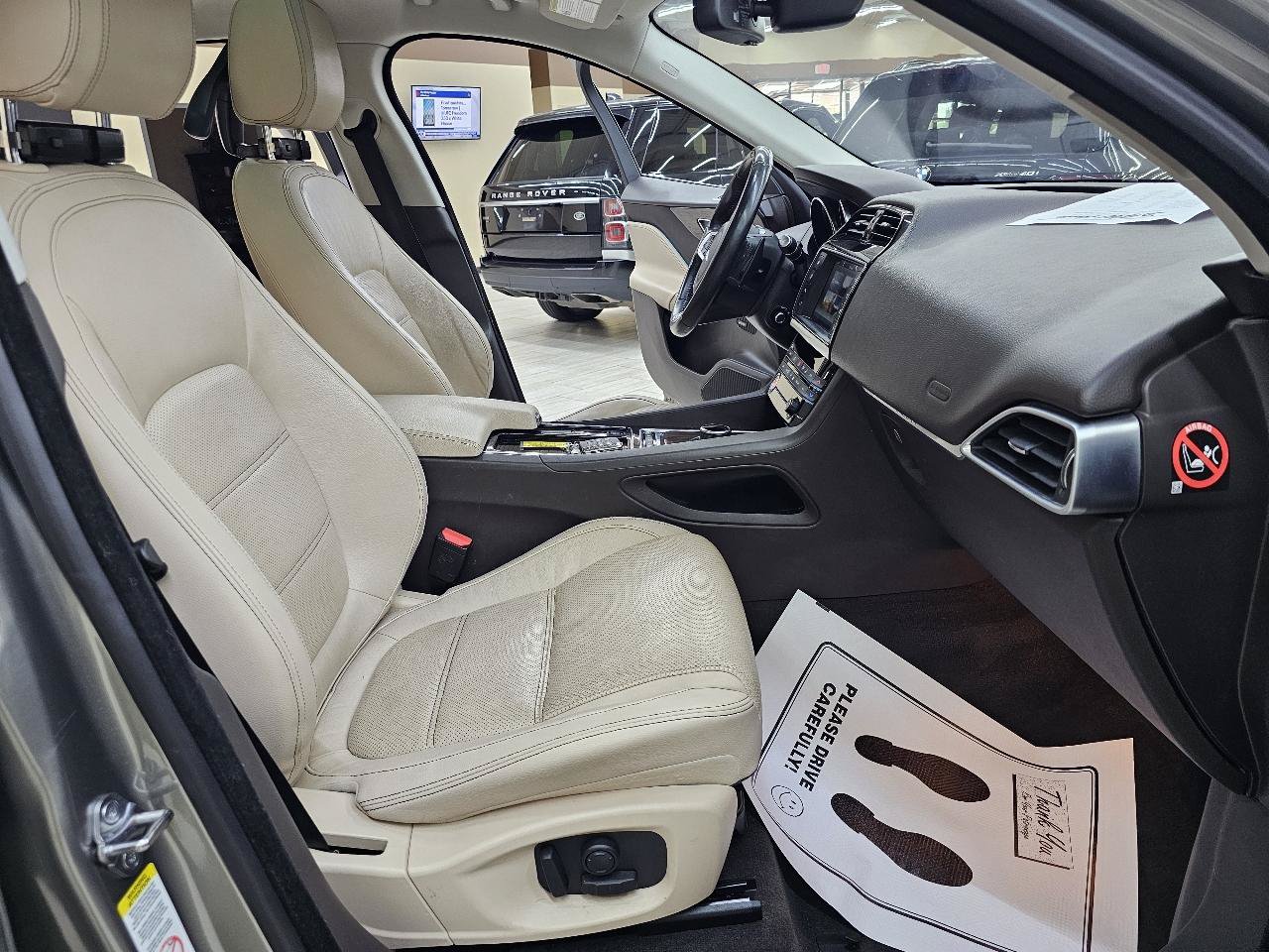 Used 2018 Jaguar F-PACE Prestige AWD/4WD image 22