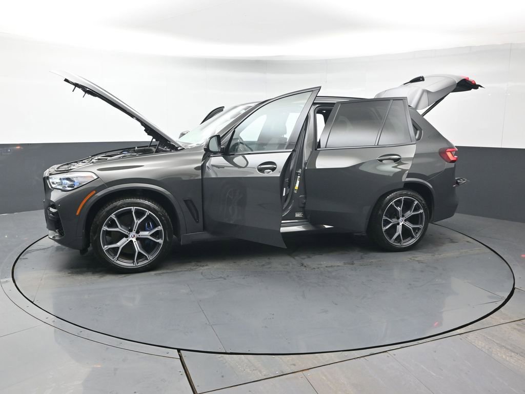 Used 2023 BMW X5 M50i w/ Executive Package AWD/4WD image 41