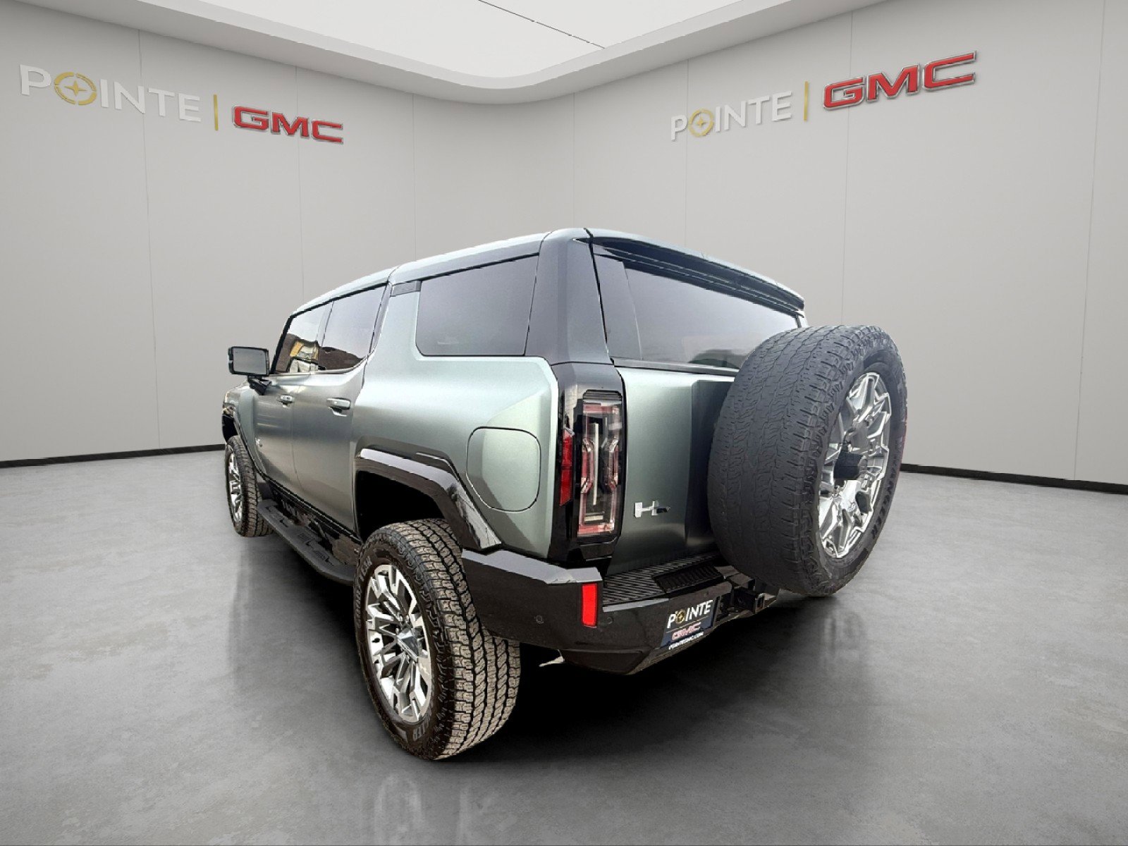 Used 2024 GMC Hummer EV 3X w/ LPO, Cargo Utility Package image 7
