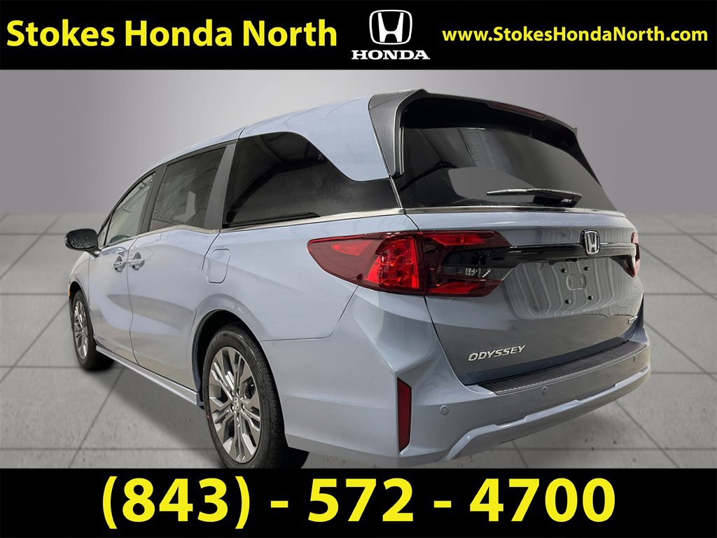 New 2026 Honda Odyssey Touring image 4