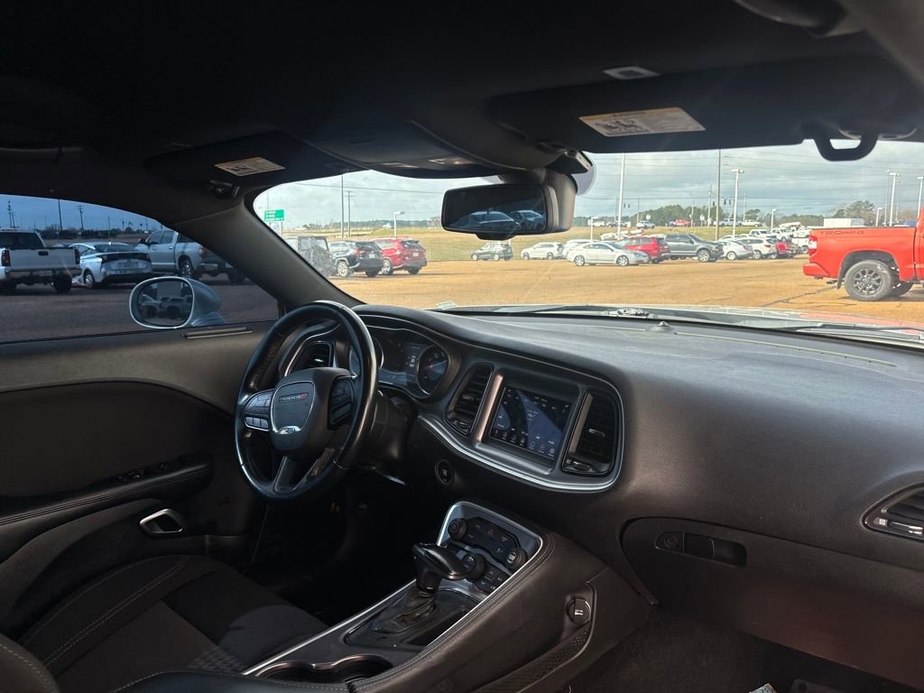 Used 2020 Dodge Challenger SXT image 25