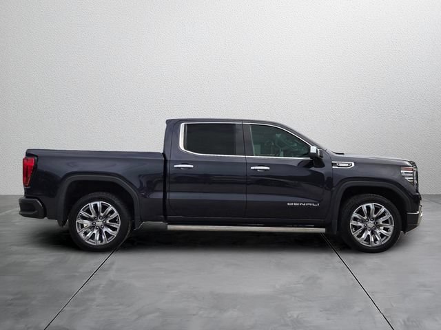 Used 2023 GMC Sierra 1500 Denali w/ Denali Reserve Package AWD/4WD image 5
