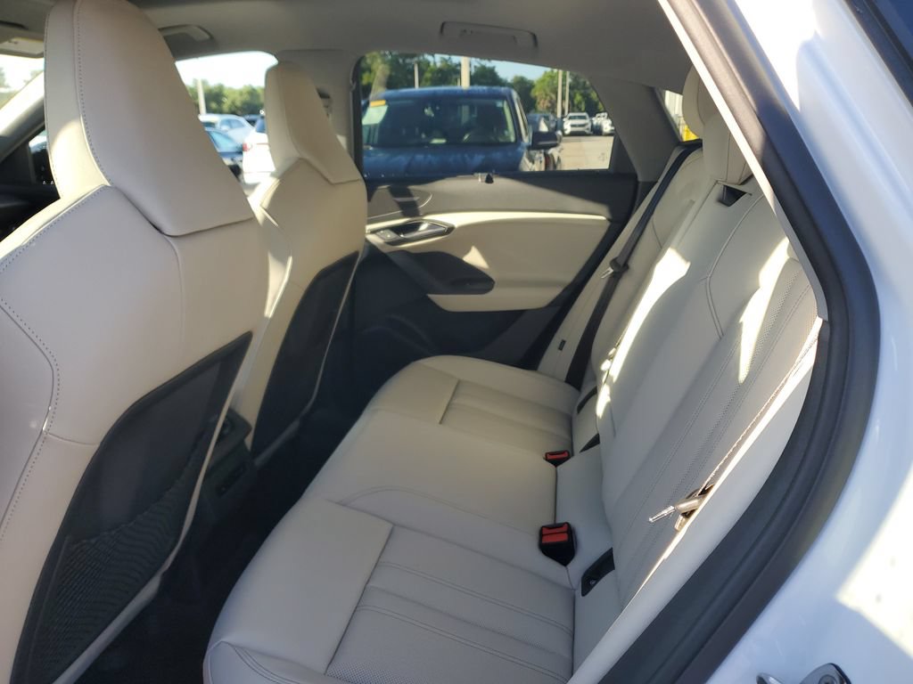 New 2027 Audi Q6 e-tron Premium Plus AWD/4WD image 17