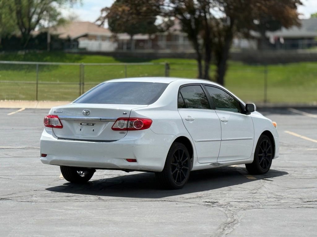 Used 2013 Toyota Corolla LE FWD image 5