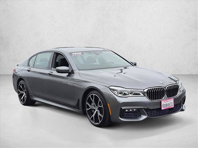Used 2017 BMW 750i RWD image 3