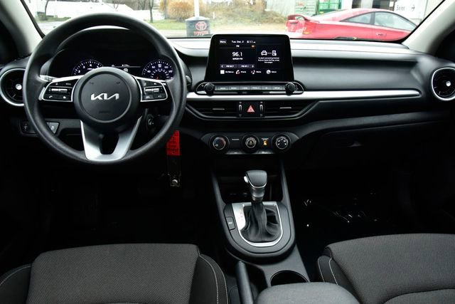 Certified 2023 Kia Forte LXS image 14