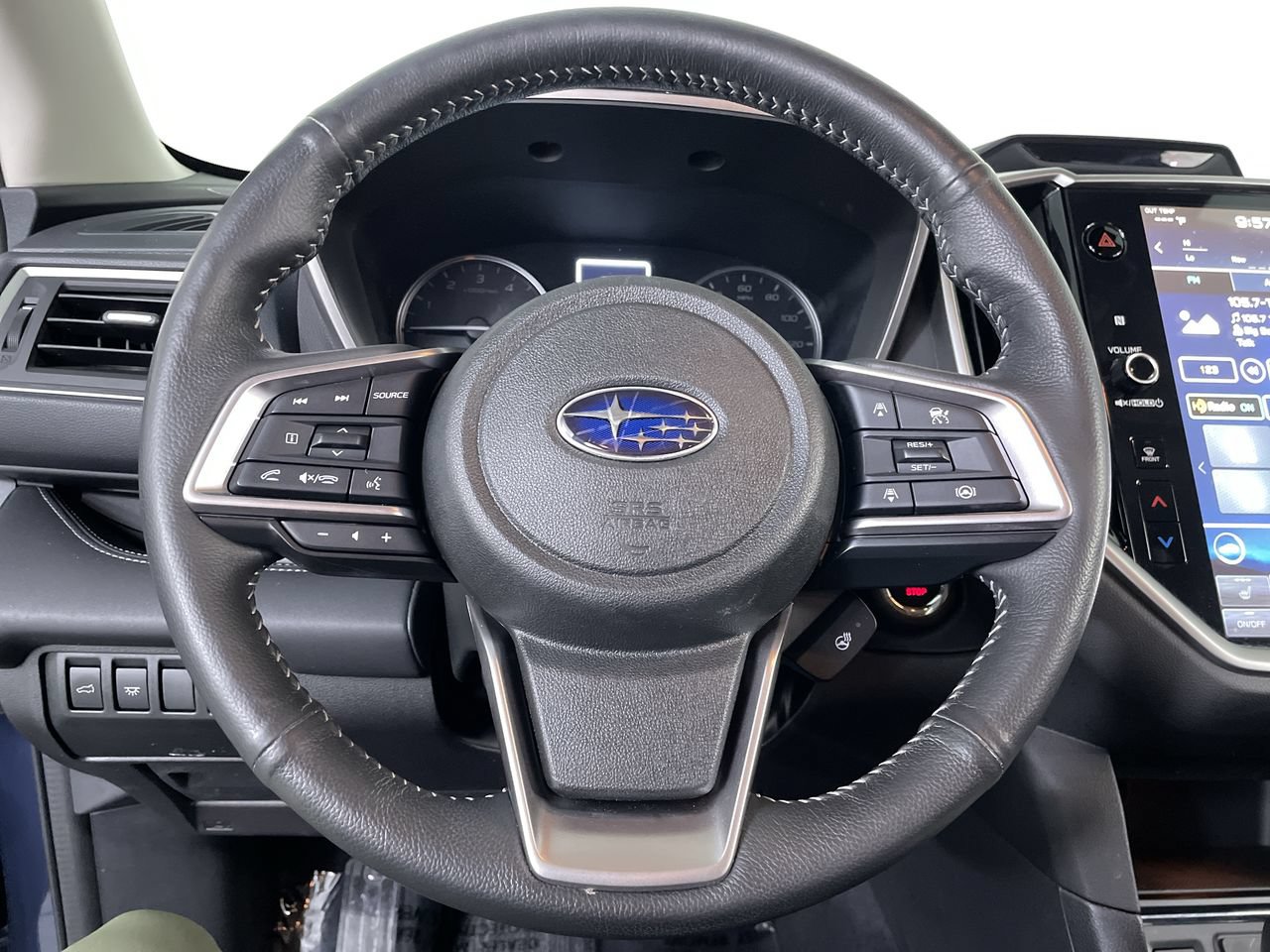 Used 2023 Subaru Ascent Limited AWD/4WD image 13