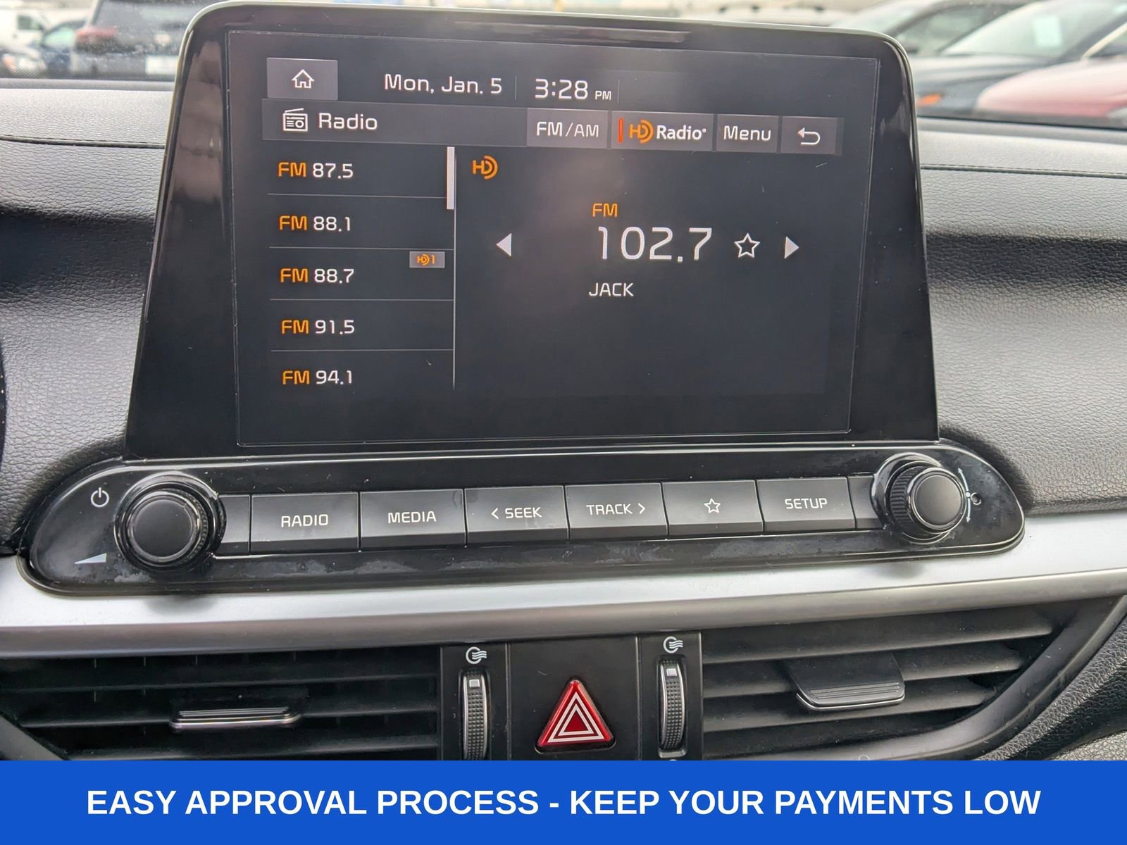 Used 2023 Kia Forte LXS image 17