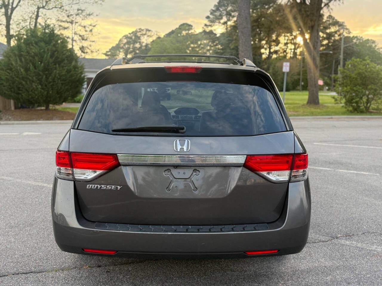 Used 2014 Honda Odyssey EX image 9
