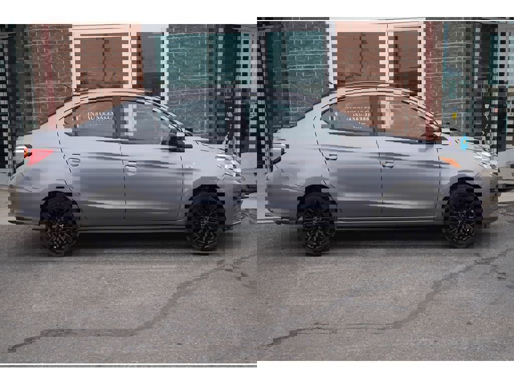 Used 2023 Mitsubishi Mirage G4 Black Edition image 5