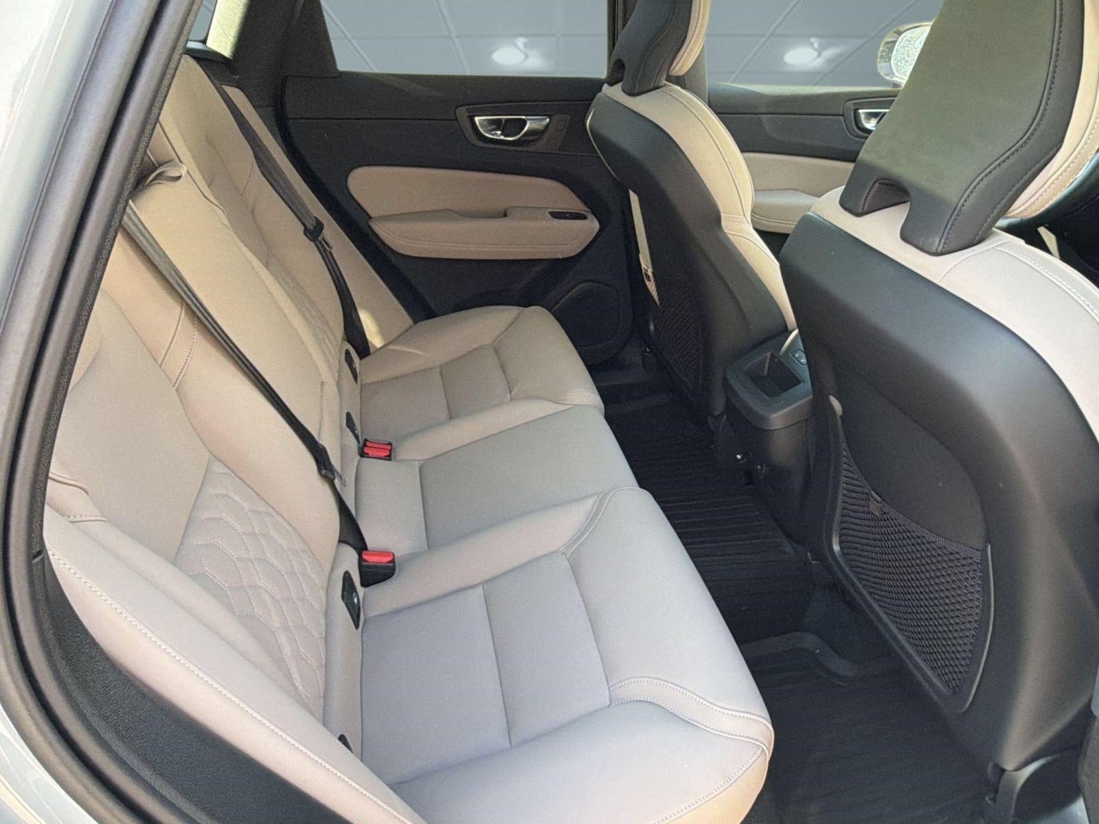 New 2026 Volvo XC60 B5 Plus w/ Protection Package Premier AWD/4WD image 30