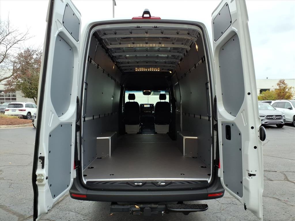 New 2025 Mercedes-Benz Sprinter 2500 image 6