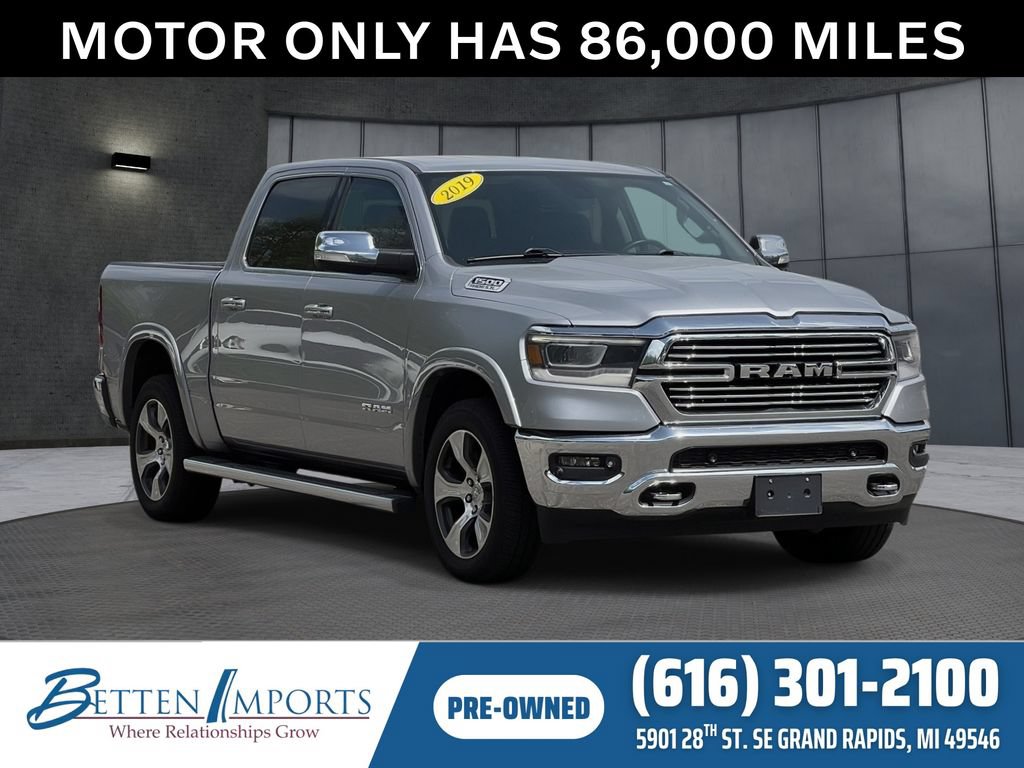 Used 2019 RAM 1500 Laramie AWD/4WD image 1