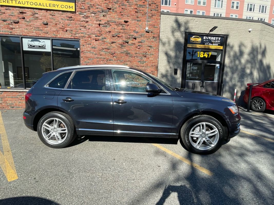 Used 2016 Audi Q5 2.0T Premium Plus w/ Technology Package image 3