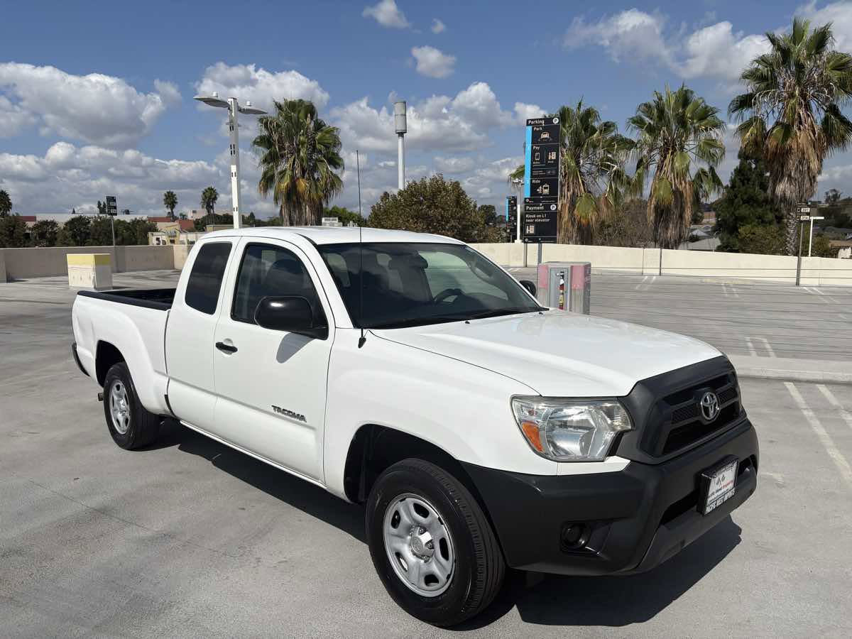Used 2015 Toyota Tacoma 2WD Access Cab image 33
