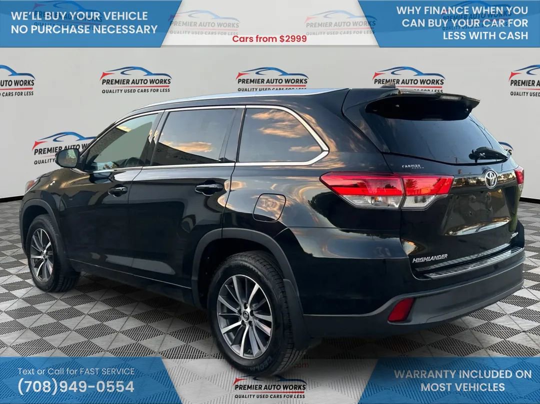 Used 2018 Toyota Highlander XLE image 7