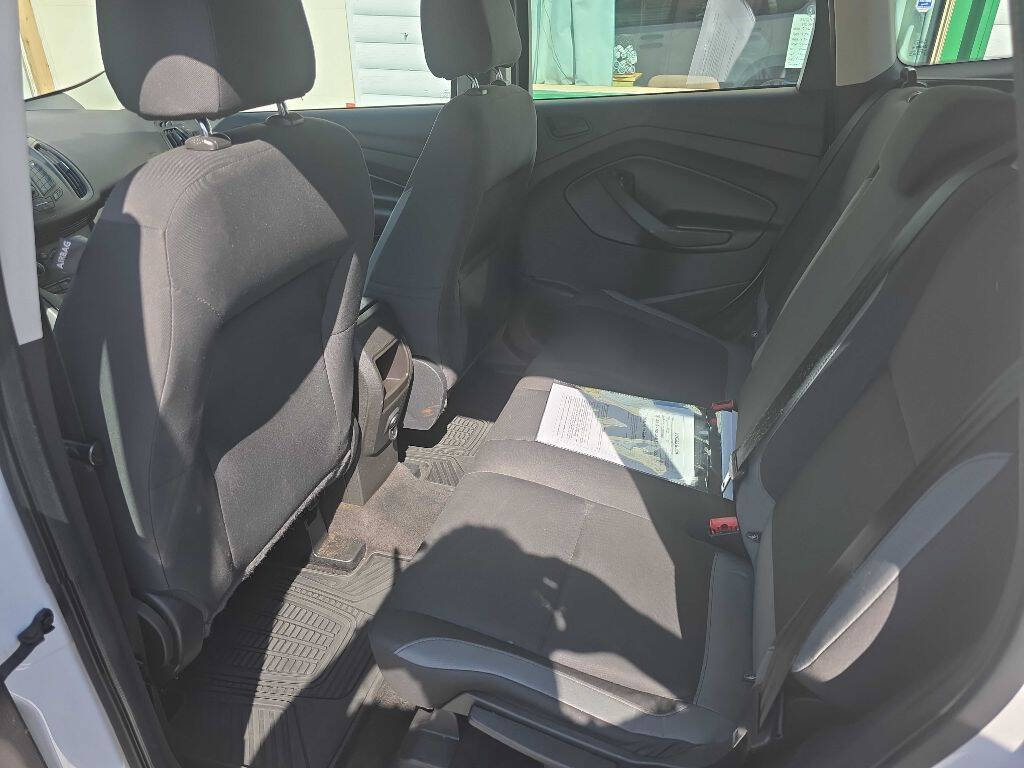 Used 2015 Ford Escape S FWD image 12
