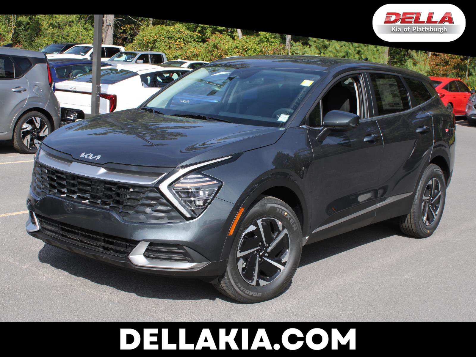 New 2025 Kia Sportage LX