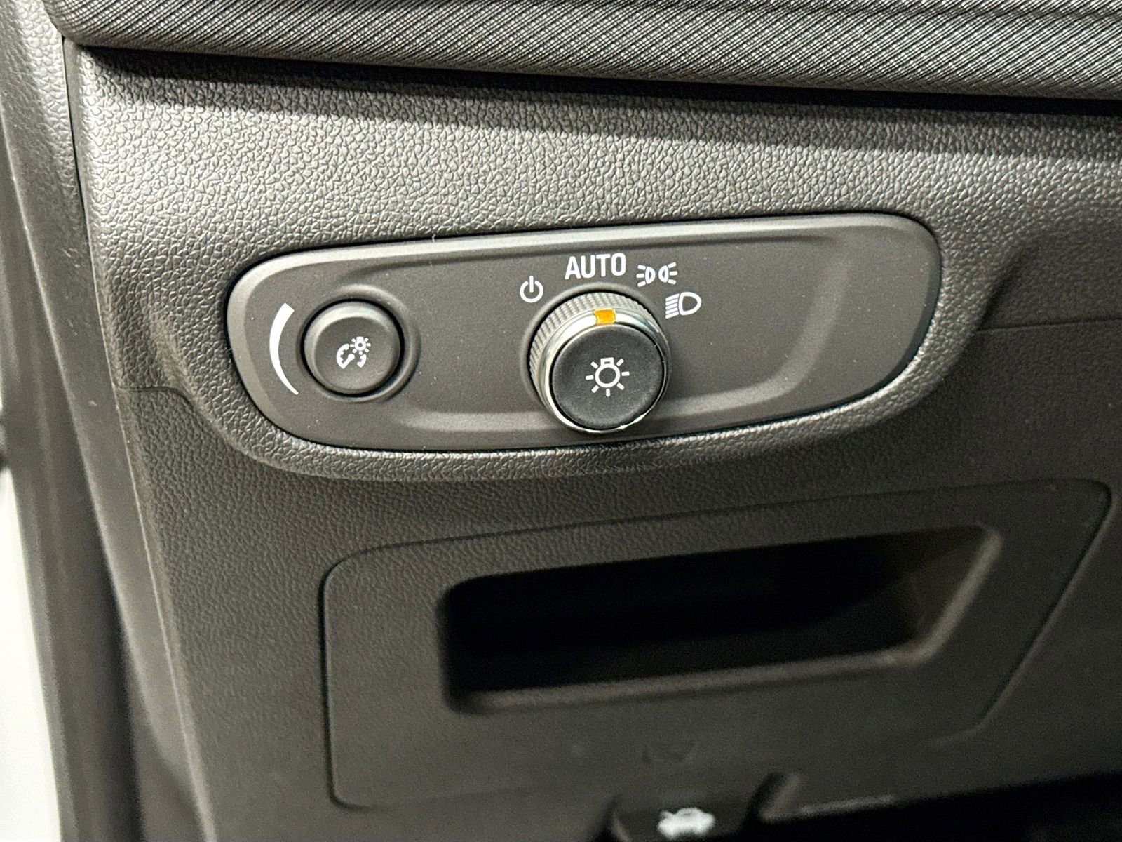 New 2026 Chevrolet TrailBlazer LT w/ Convenience Package image 11