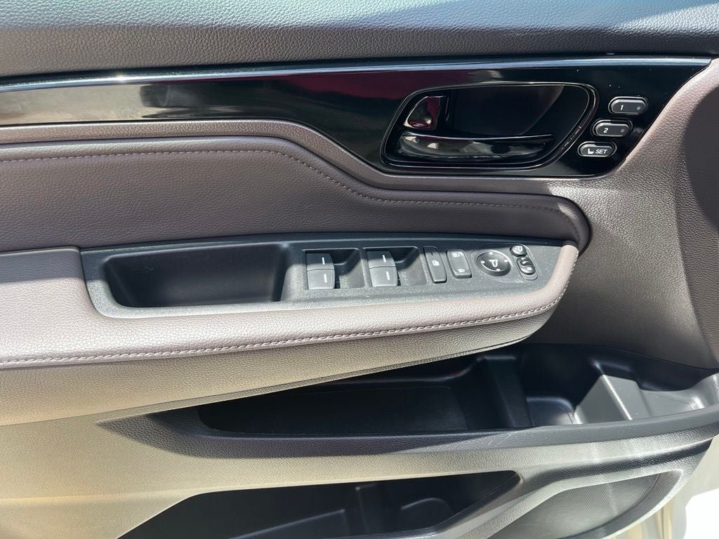 Used 2019 Honda Odyssey Elite image 40